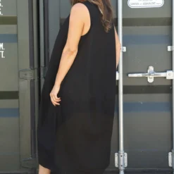 Sandgate Sleeveless Linen Dress Black -Kitandkaboodal Store IMG 0059 af34e902 0ea9 4fcb 90fc 8a3e2cd83c01