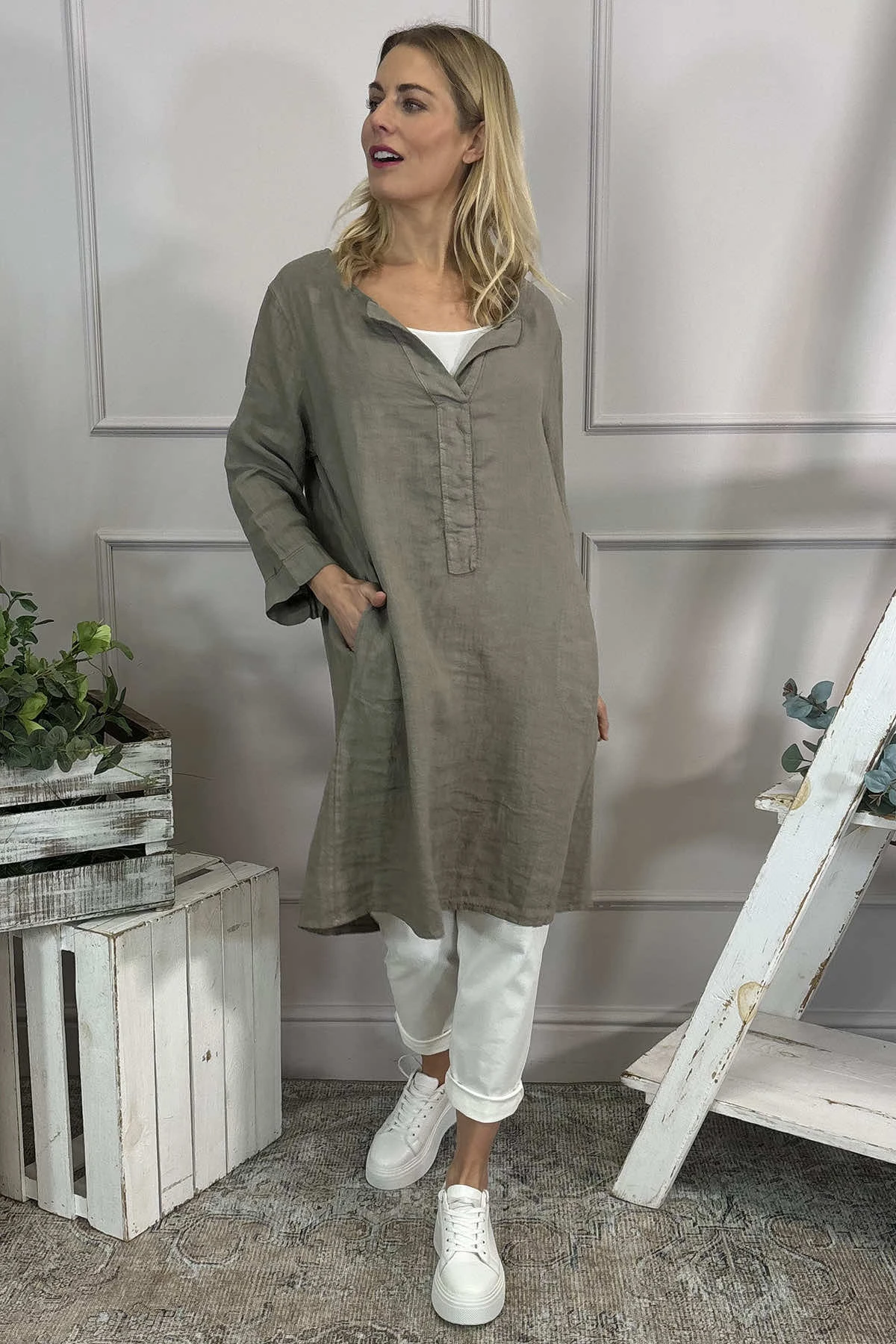 Davina Linen Tunic Mocha 4 Davina Linen Tunic Mocha - Image 2