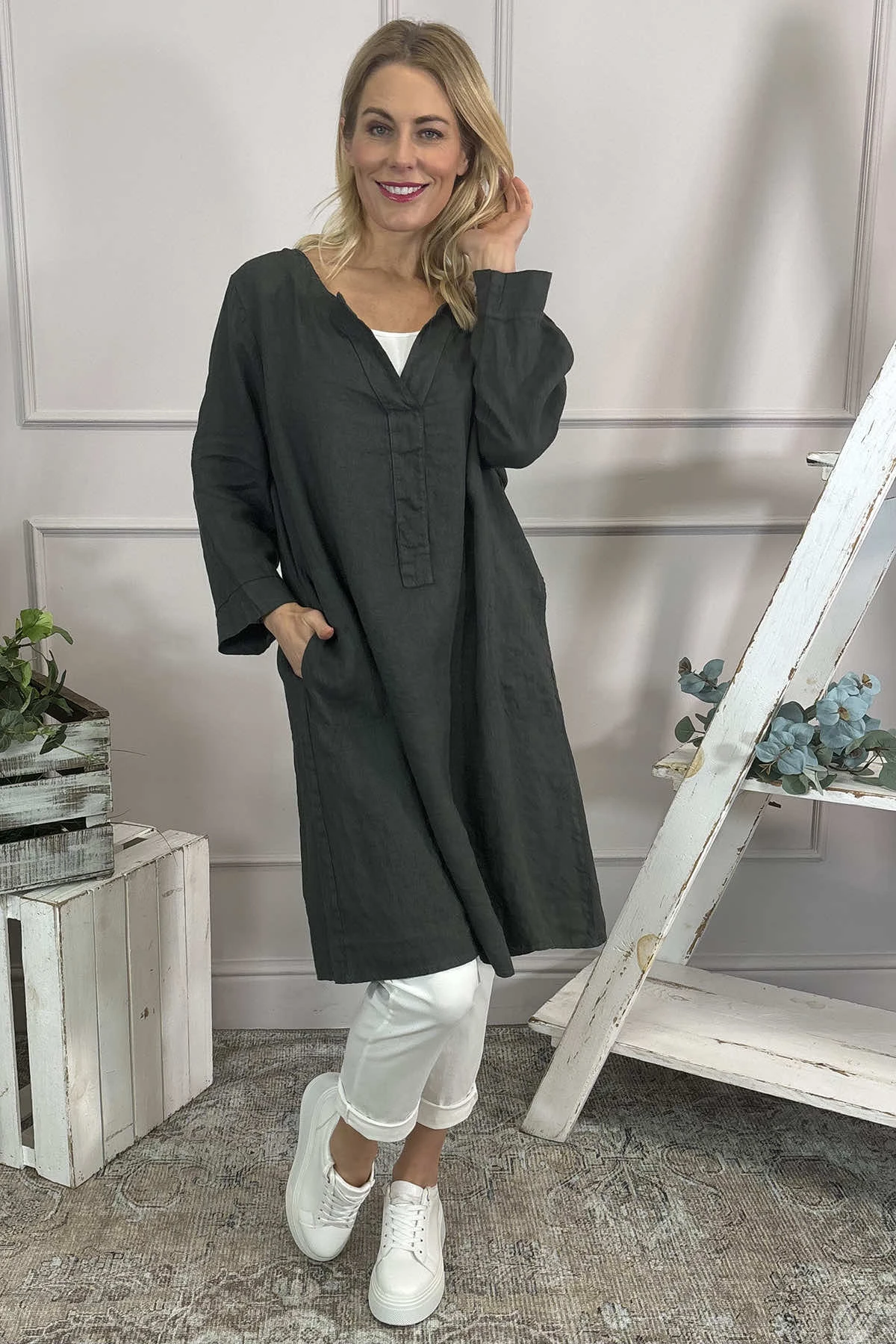 Davina Linen Tunic Charcoal 4 Davina Linen Tunic Charcoal - Image 2