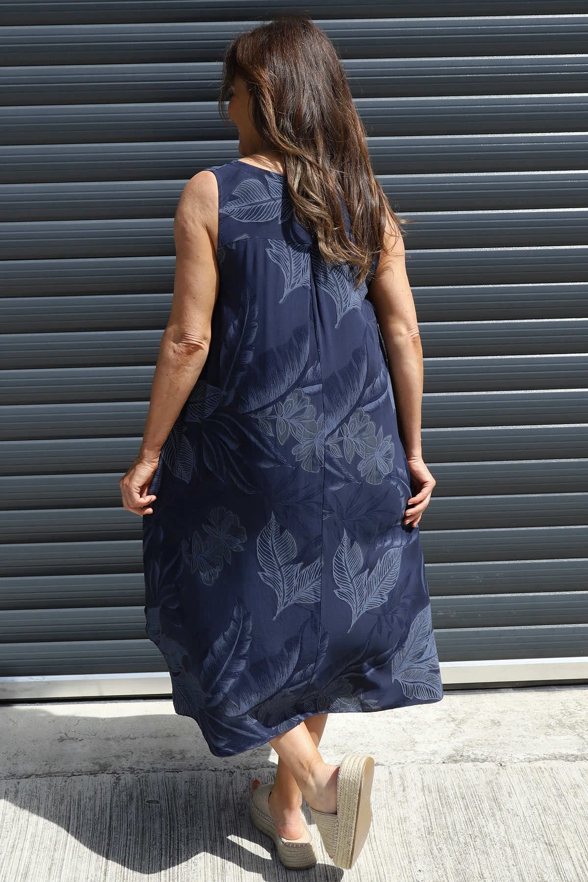 Rosina Botanical Print Sleeveless Dress Navy 6 Rosina Botanical Print Sleeveless Dress Navy - Image 4