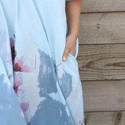 Sandsend Flower Print V Neck Dress Blue 8 Sandsend Flower Print V Neck Dress Blue -Kitandkaboodal Store IMG 0570 32960fed 8fbf 4611 b819 c696d3799602