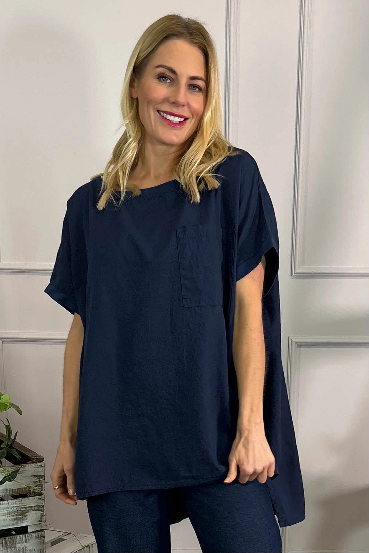 Thekla Linen Top Navy 3 Thekla Linen Top Navy