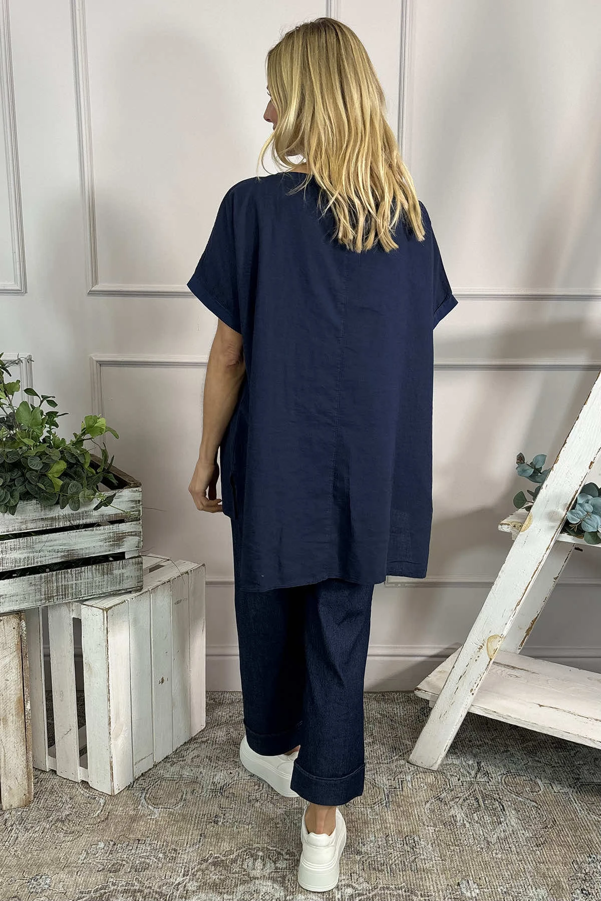 Thekla Linen Top Navy 6 Thekla Linen Top Navy - Image 4