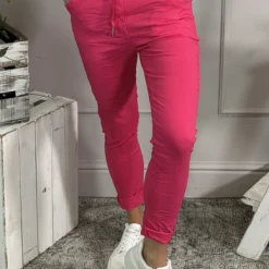 Yarwell Joggers Fuchsia -Kitandkaboodal Store IMG 0905 cfec0959 d012 4183 aa6e e1b7b385755d