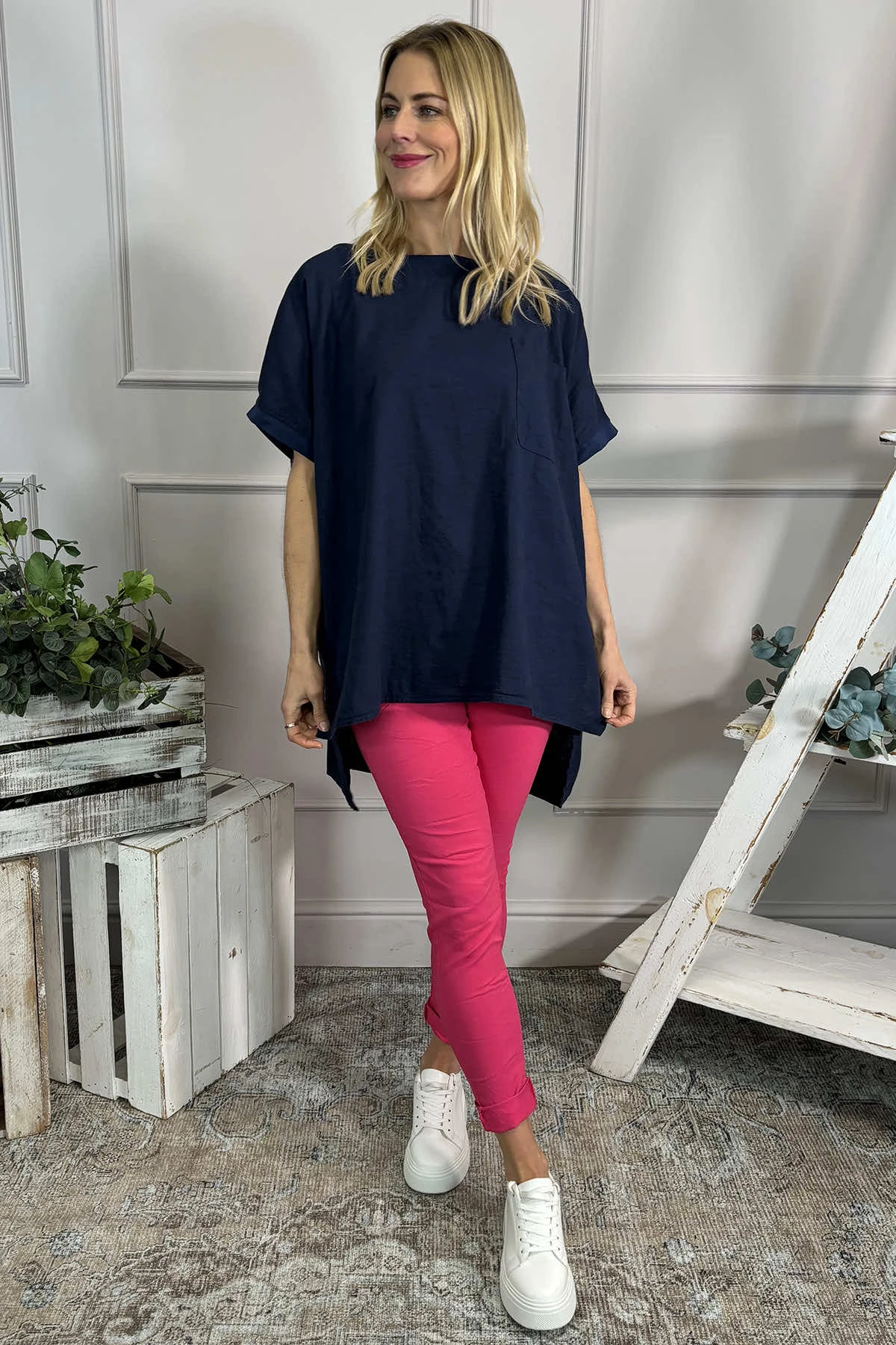 Thekla Linen Top Navy 5 Thekla Linen Top Navy - Image 3