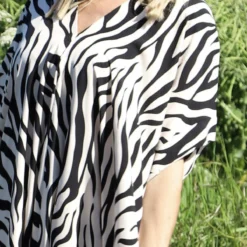 Andra Print V-Neck Dress Stone -Kitandkaboodal Store IMG 1191 e5299681 3e7f 4f9c bc23 37d138d3eea2