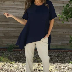 Loreleigh Dipped Side Top Navy