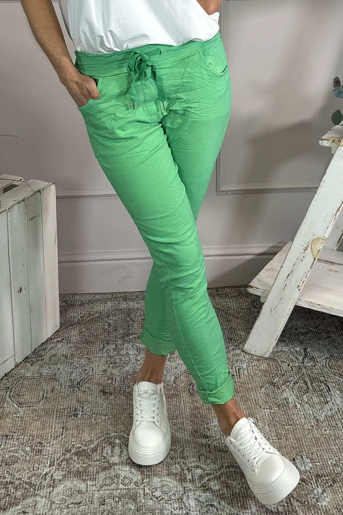 Yarwell Joggers Green 5 Yarwell Joggers Green - Image 3