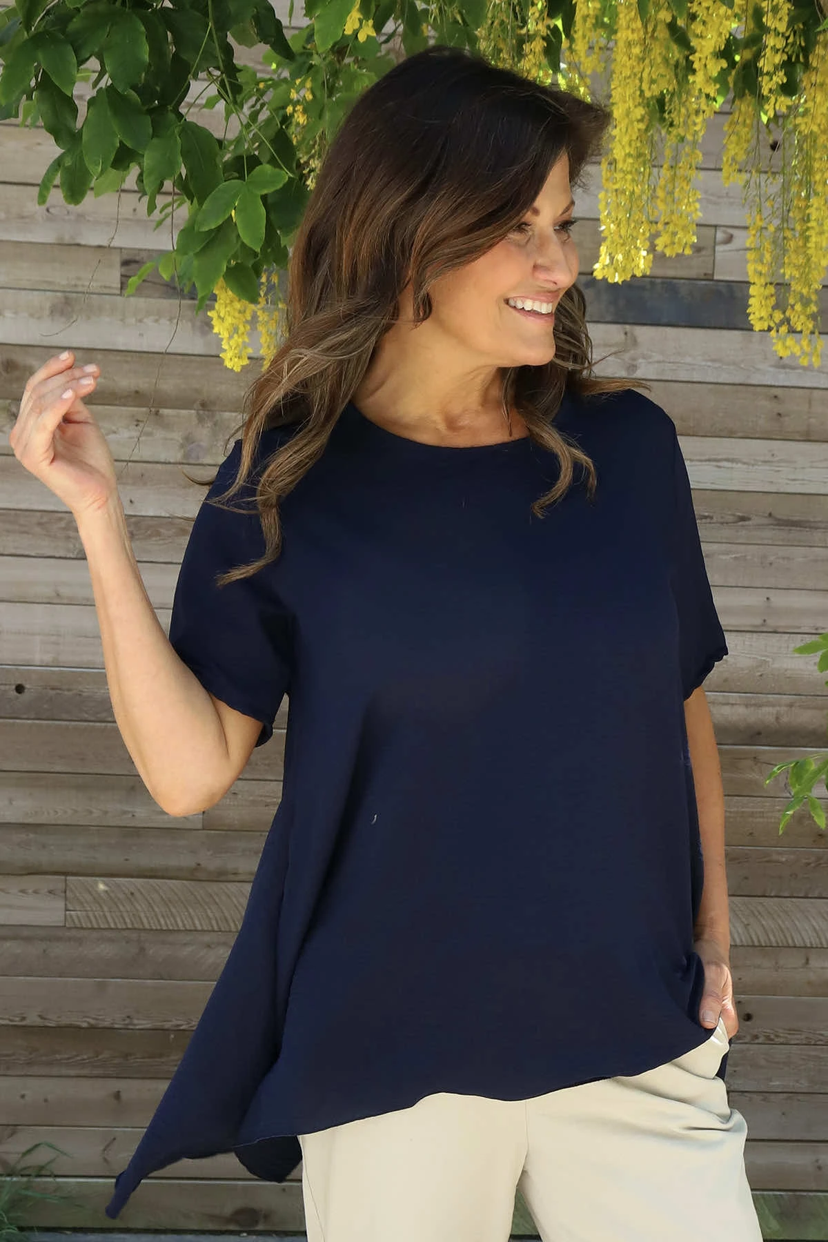 Loreleigh Dipped Side Top Navy 4 Loreleigh Dipped Side Top Navy - Image 2