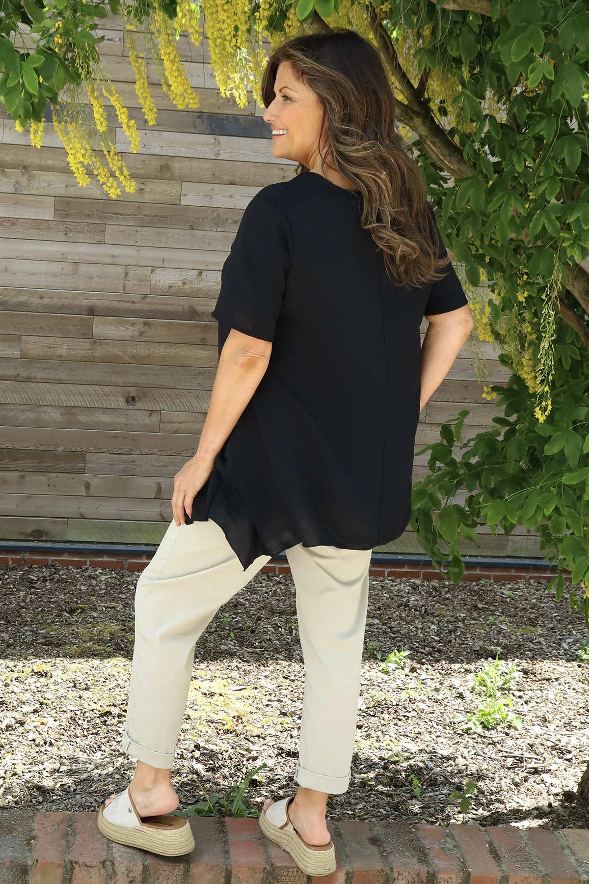 Loreleigh Dipped Side Top Black 6 Loreleigh Dipped Side Top Black - Image 4