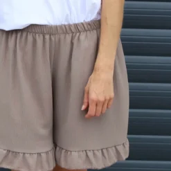Stellina Frill Shorts Mocha -Kitandkaboodal Store IMG 1320 6395d7f1 ed8a 4eb5 94cf 22222078e5fe