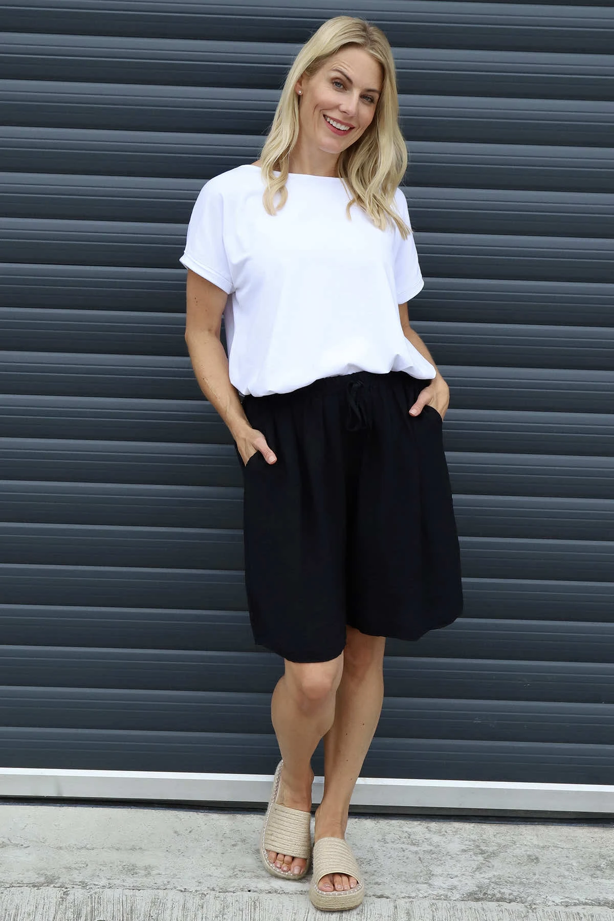 Oriana Shorts Black 3 Oriana Shorts Black