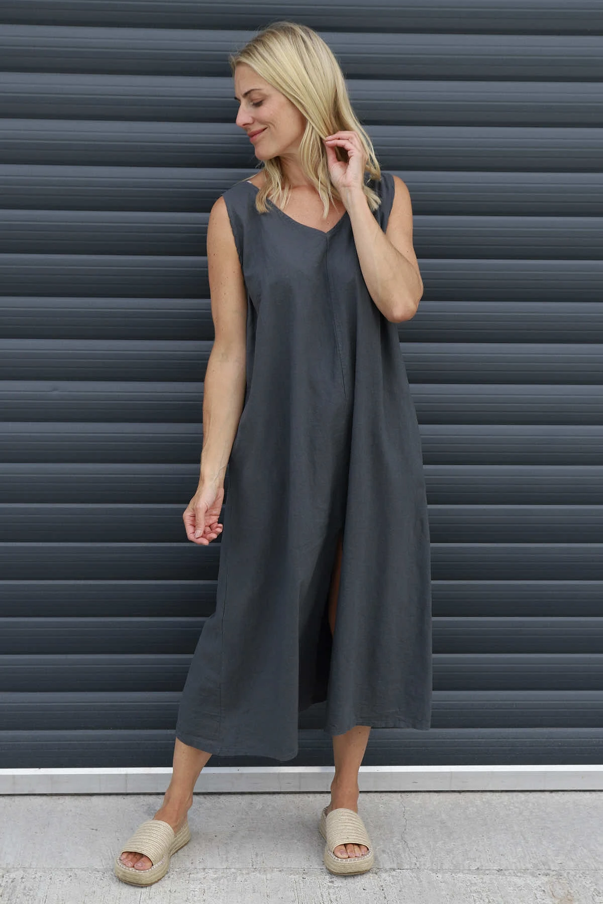 Olaya V-Neck Linen Dress Charcoal 4 Olaya V-Neck Linen Dress Charcoal - Image 2