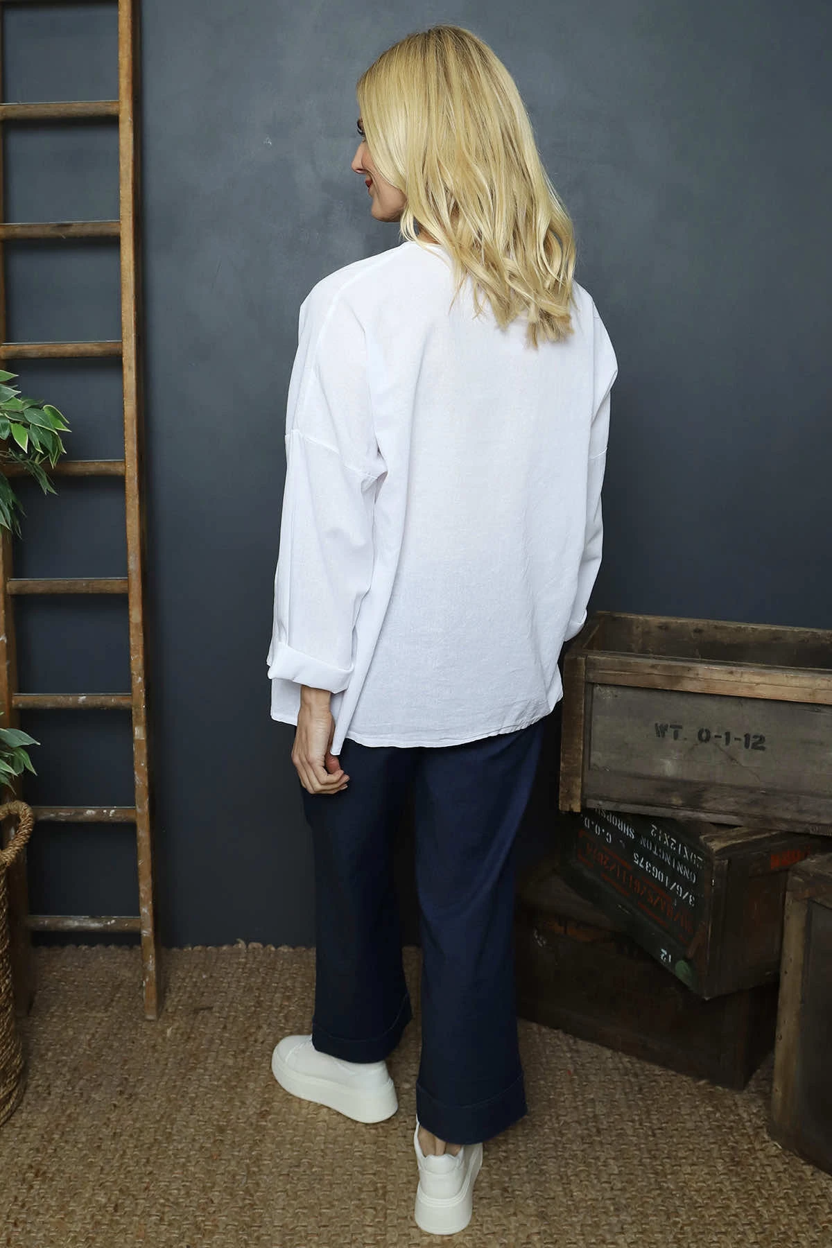 Rasine Button Linen Top White 6 Rasine Button Linen Top White - Image 4