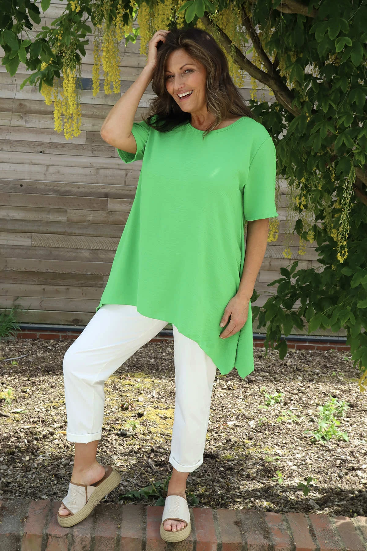 Loreleigh Dipped Side Top Green 4 Loreleigh Dipped Side Top Green - Image 2