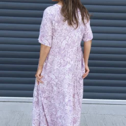 Norma Print Dress Mauve 9 Norma Print Dress Mauve -Kitandkaboodal Store IMG 1915 00e2cf4b 5f33 488b 8762 ddc2838f17aa