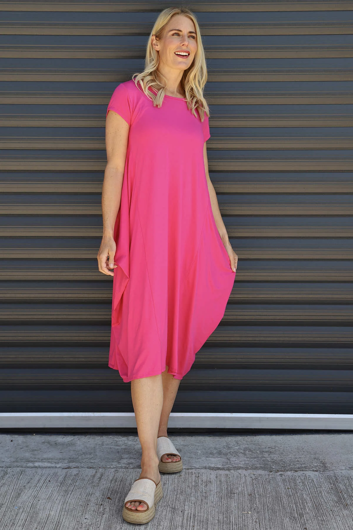 Sariah Short Sleeve Dress Fuchsia 3 Sariah Short Sleeve Dress Fuchsia