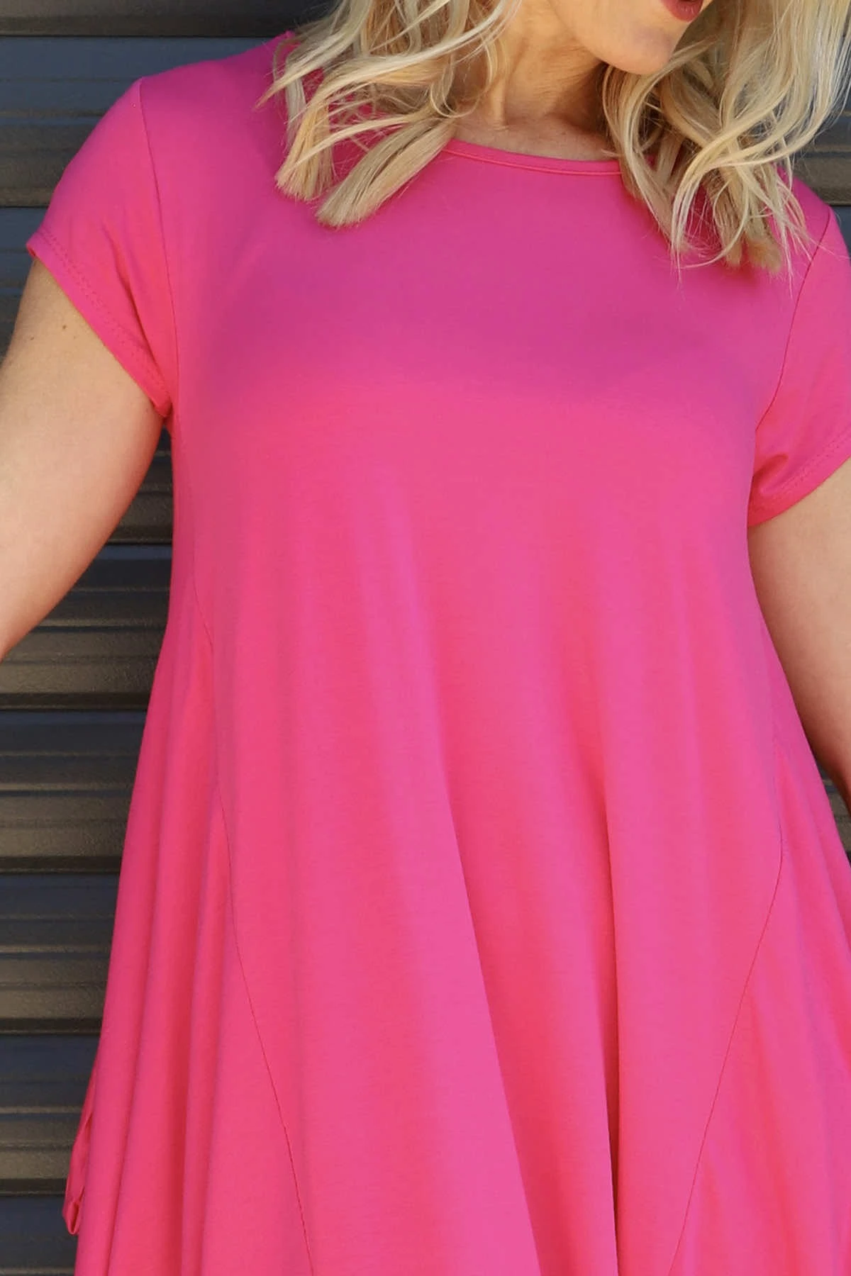 Sariah Short Sleeve Dress Fuchsia 5 Sariah Short Sleeve Dress Fuchsia - Image 3