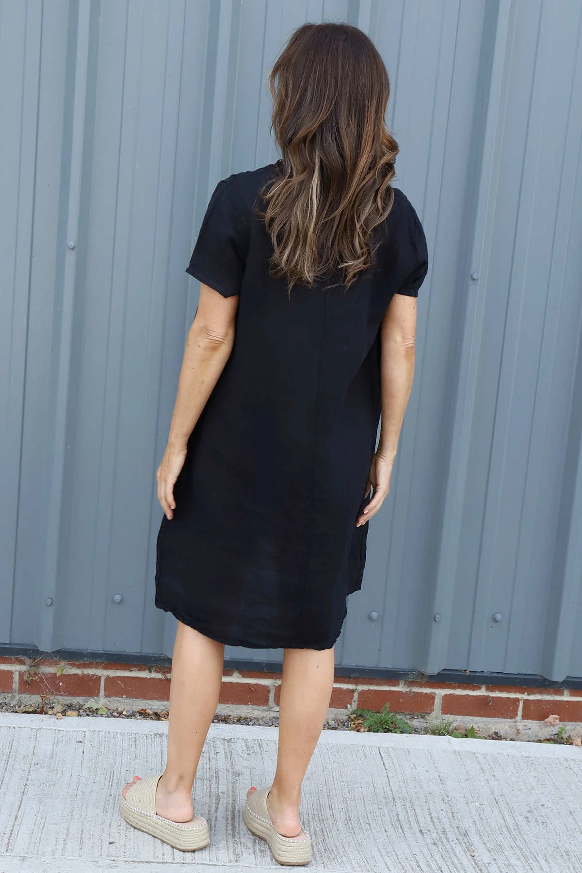 Alondra V-Neck Linen Dress Black 6 Alondra V-Neck Linen Dress Black - Image 4
