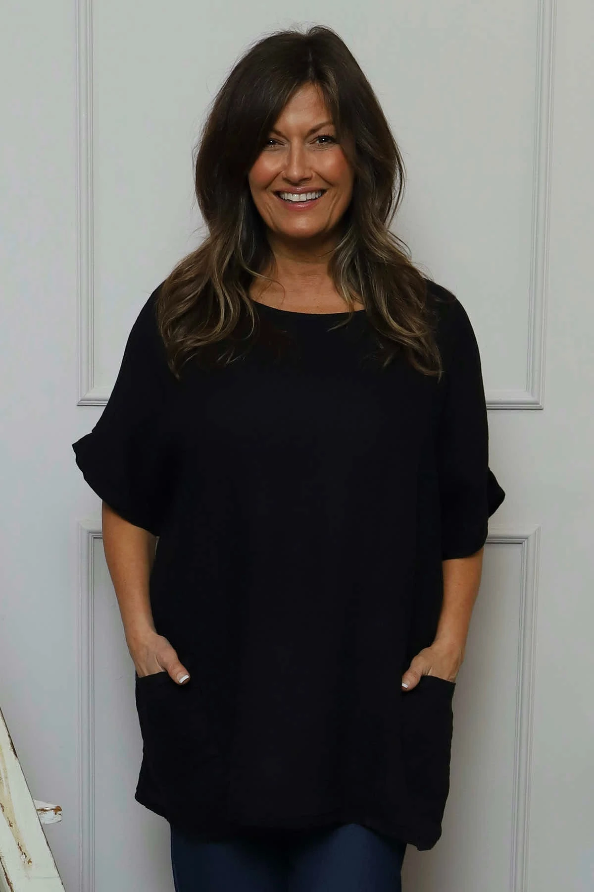 Beatrice Pocket Linen Top Black 4 Beatrice Pocket Linen Top Black - Image 2