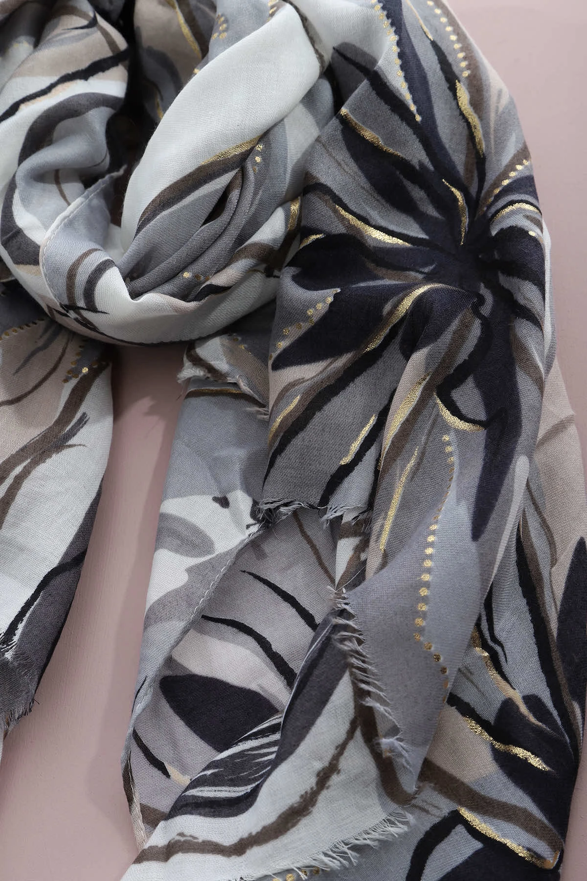 Dakota Scarf Charcoal 6 Dakota Scarf Charcoal - Image 4