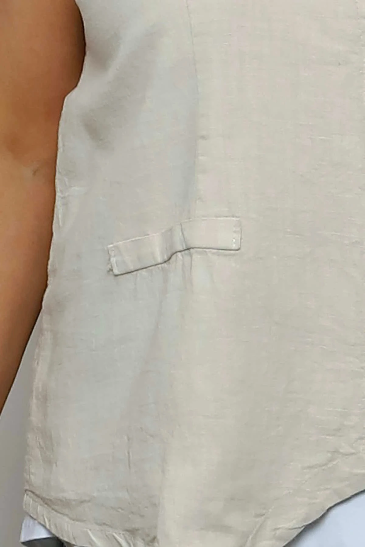 Maryam Linen Waistcoat Stone 5 Maryam Linen Waistcoat Stone - Image 3