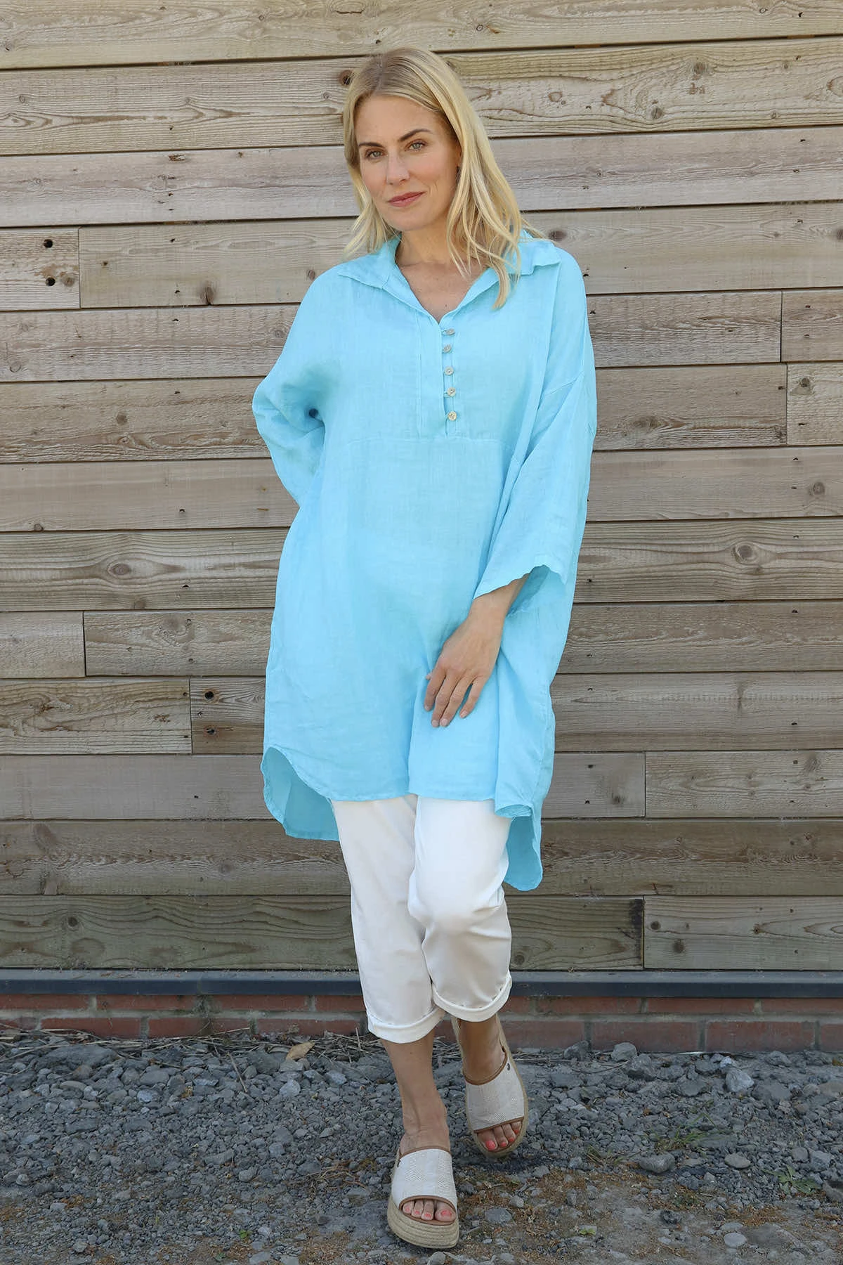 Tarna Button Linen Tunic Kingfisher 4 Tarna Button Linen Tunic Kingfisher - Image 2