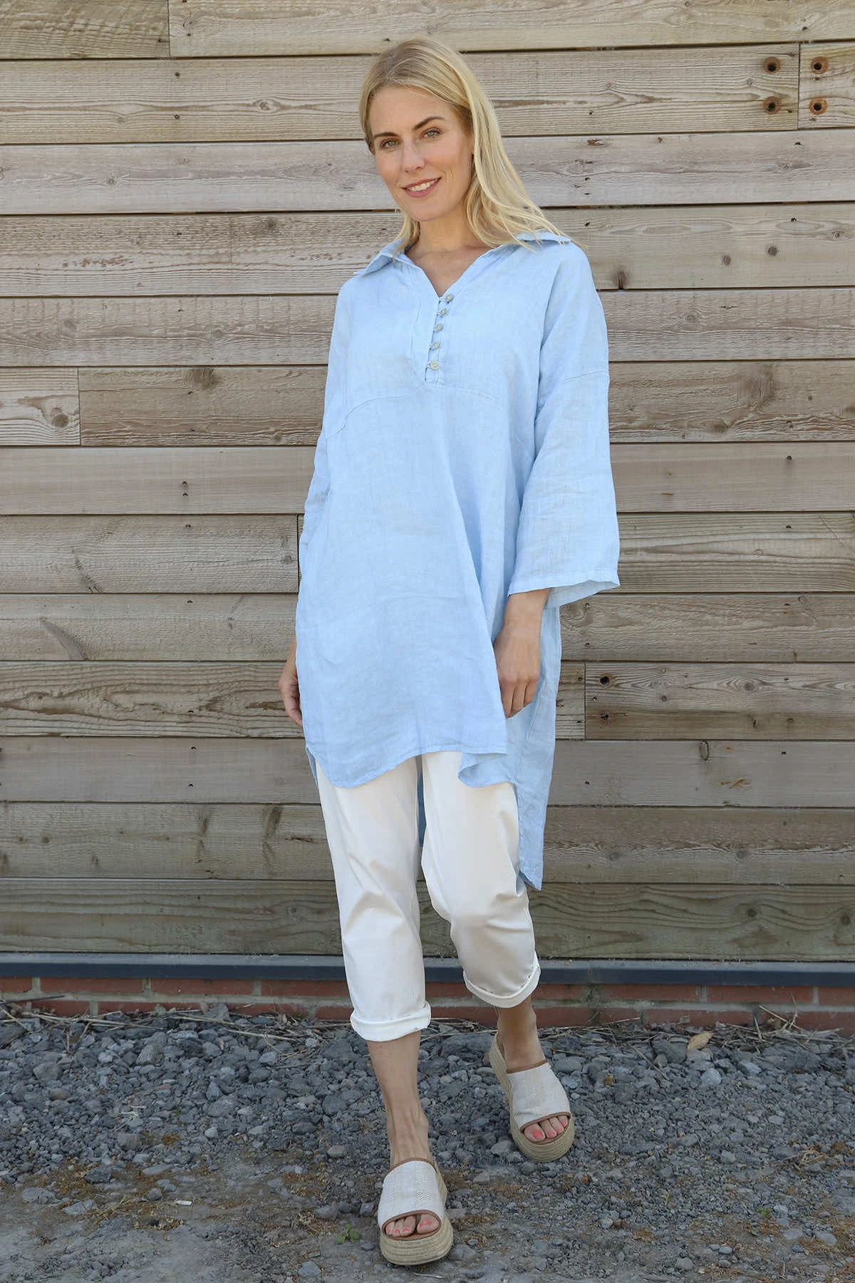 Tarna Button Linen Tunic Light Blue 4 Tarna Button Linen Tunic Light Blue - Image 2