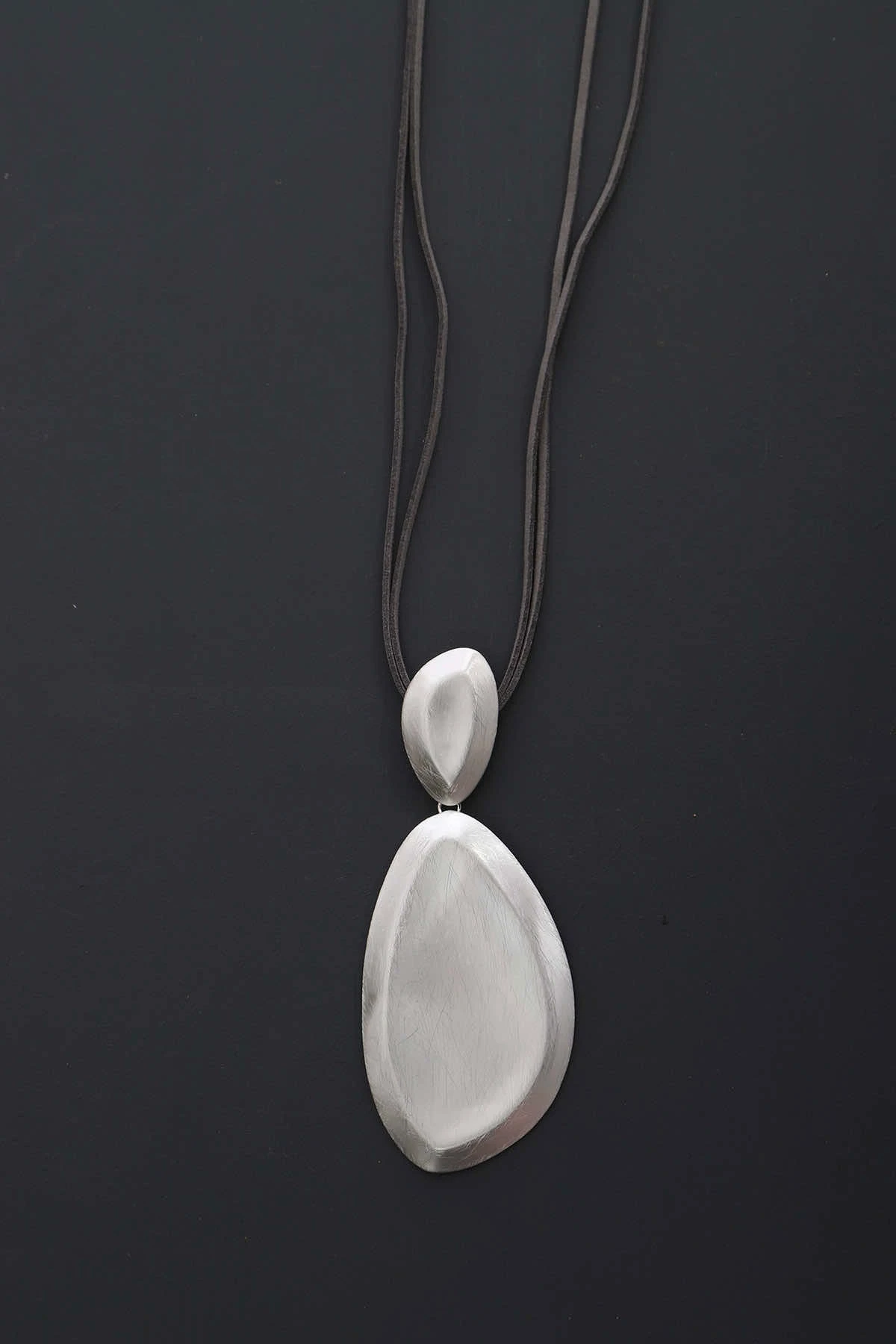 Becca Necklace Silver 5 Becca Necklace Silver - Image 3