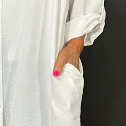 Vivianne Shirt White -Kitandkaboodal Store IMG 2350 cf39cf63 1242 414f 9c68 5a28eba2b7e1