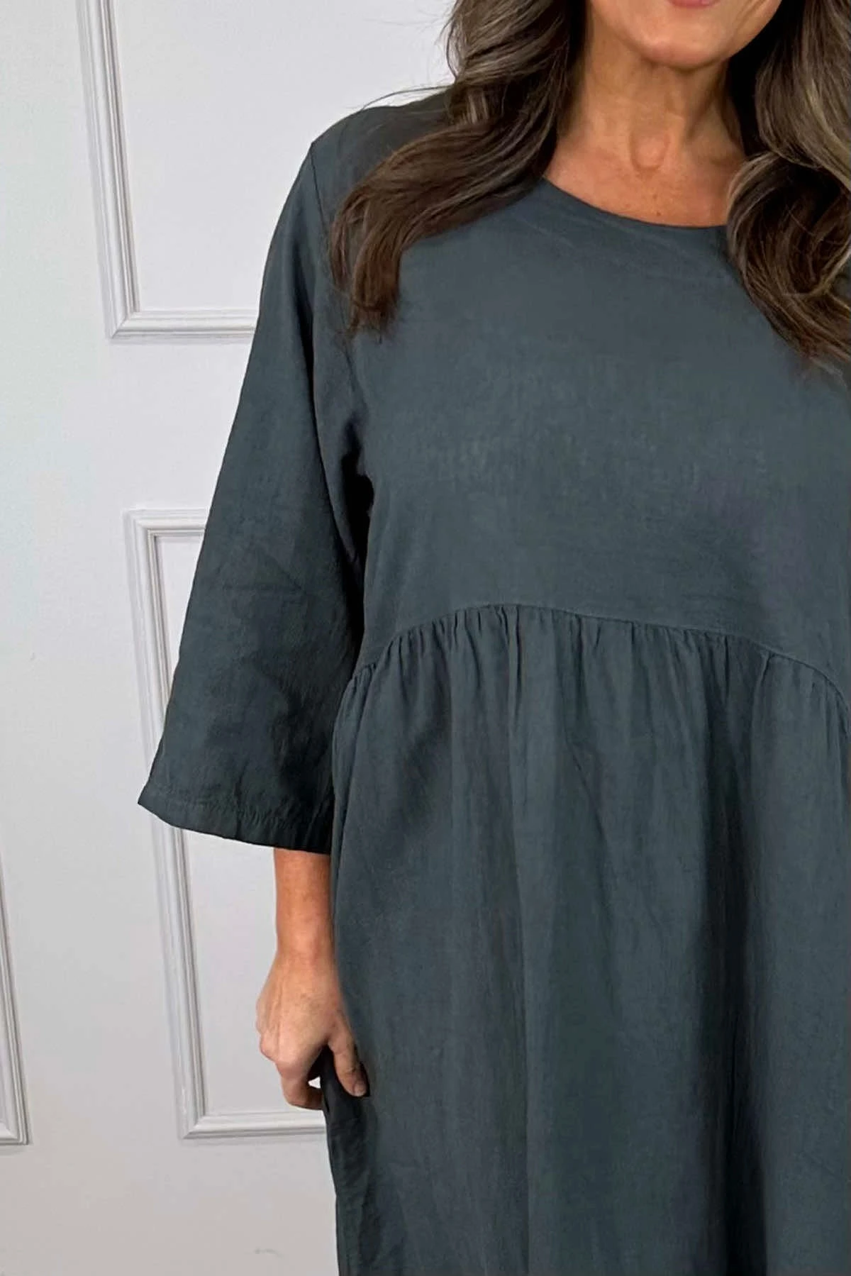 Francesca Linen Dress Charcoal 5 Francesca Linen Dress Charcoal - Image 3