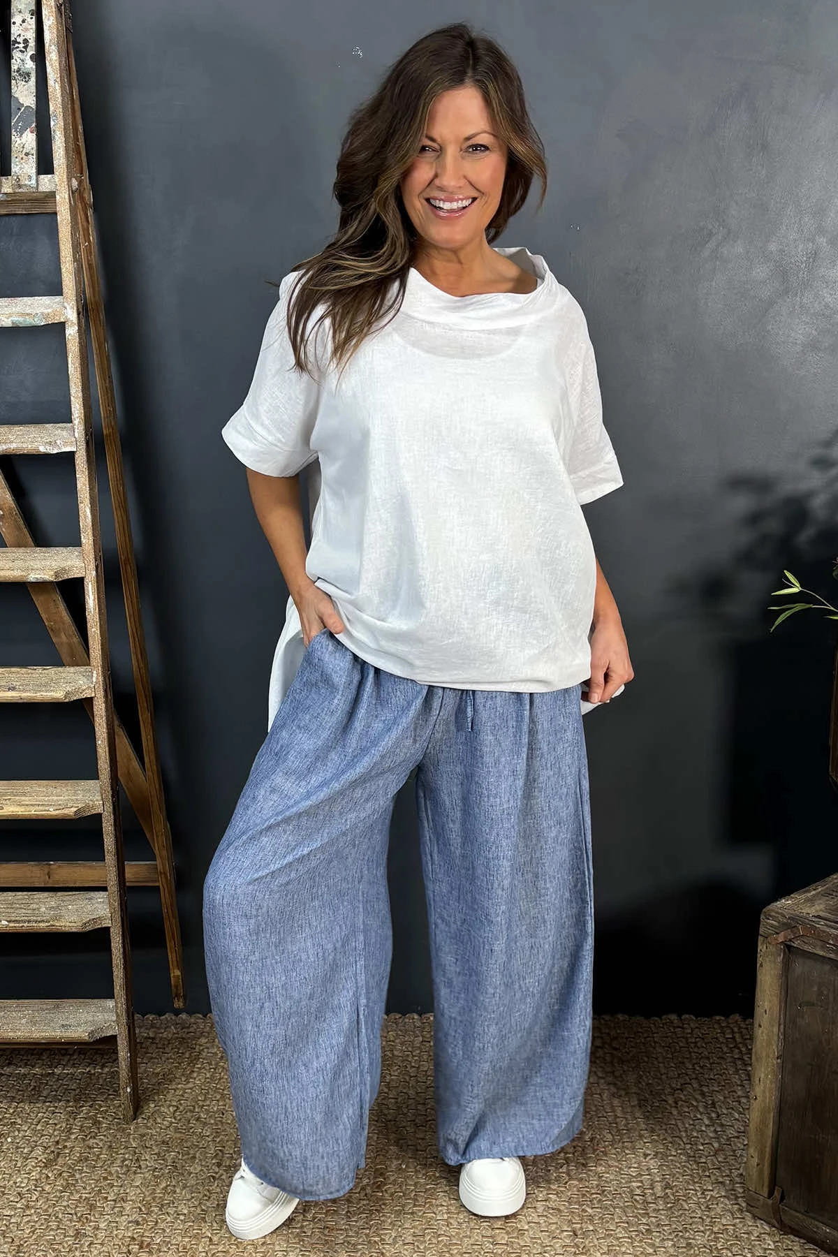 Baines Linen Top White 4 Baines Linen Top White - Image 2