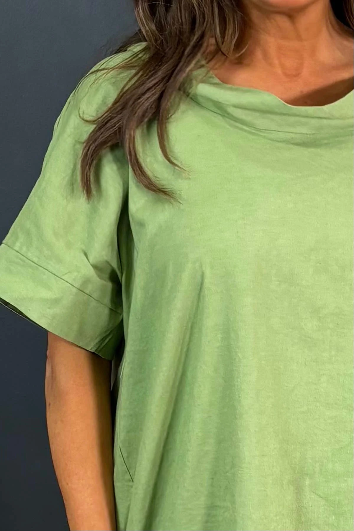 Baines Linen Top Green 5 Baines Linen Top Green - Image 3