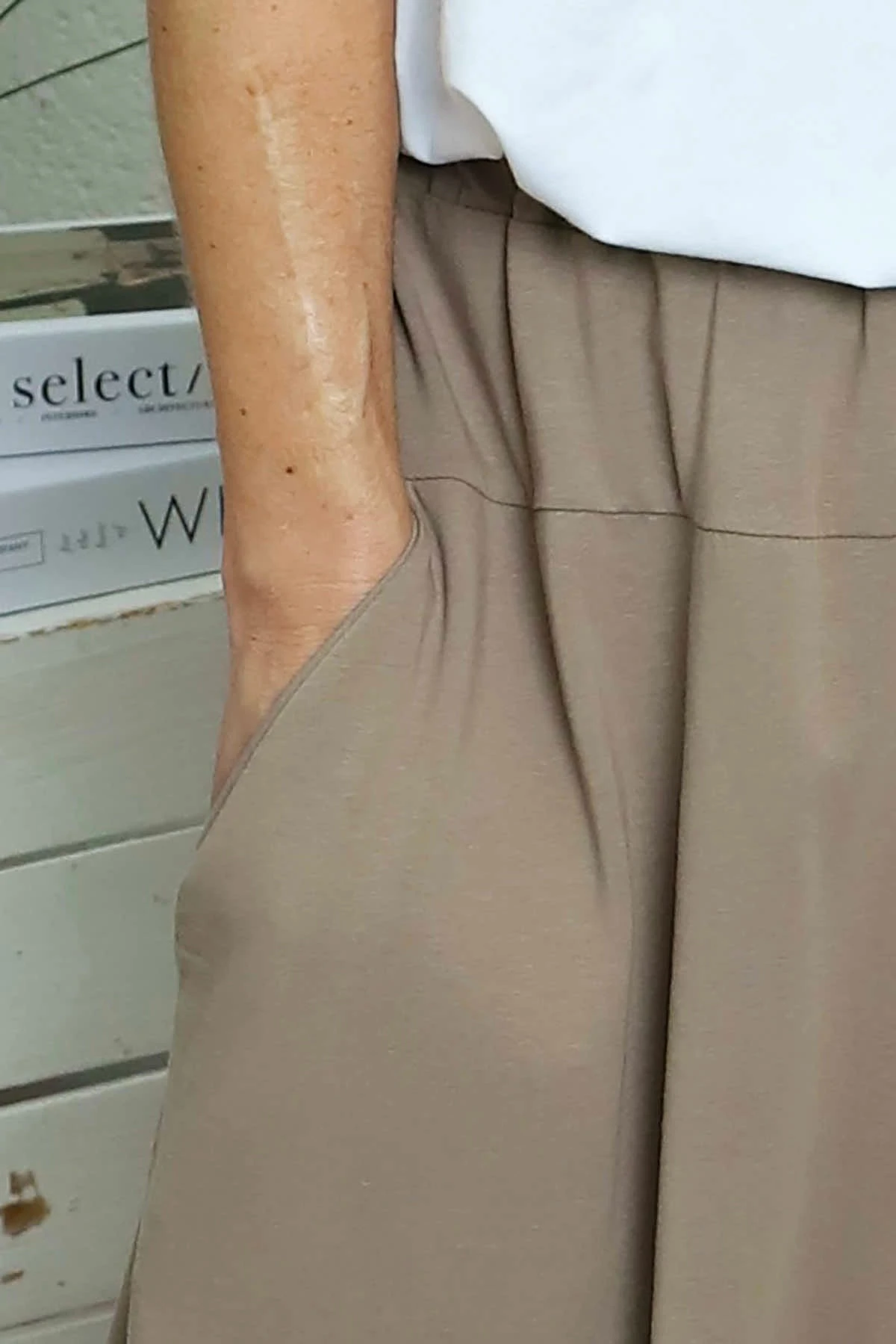 Janine Cotton Harem Trousers Mocha 5 Janine Cotton Harem Trousers Mocha - Image 3