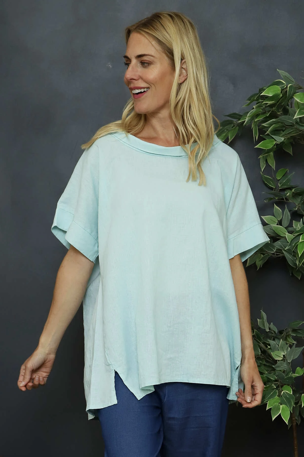 Baines Linen Top Mint 4 Baines Linen Top Mint - Image 2