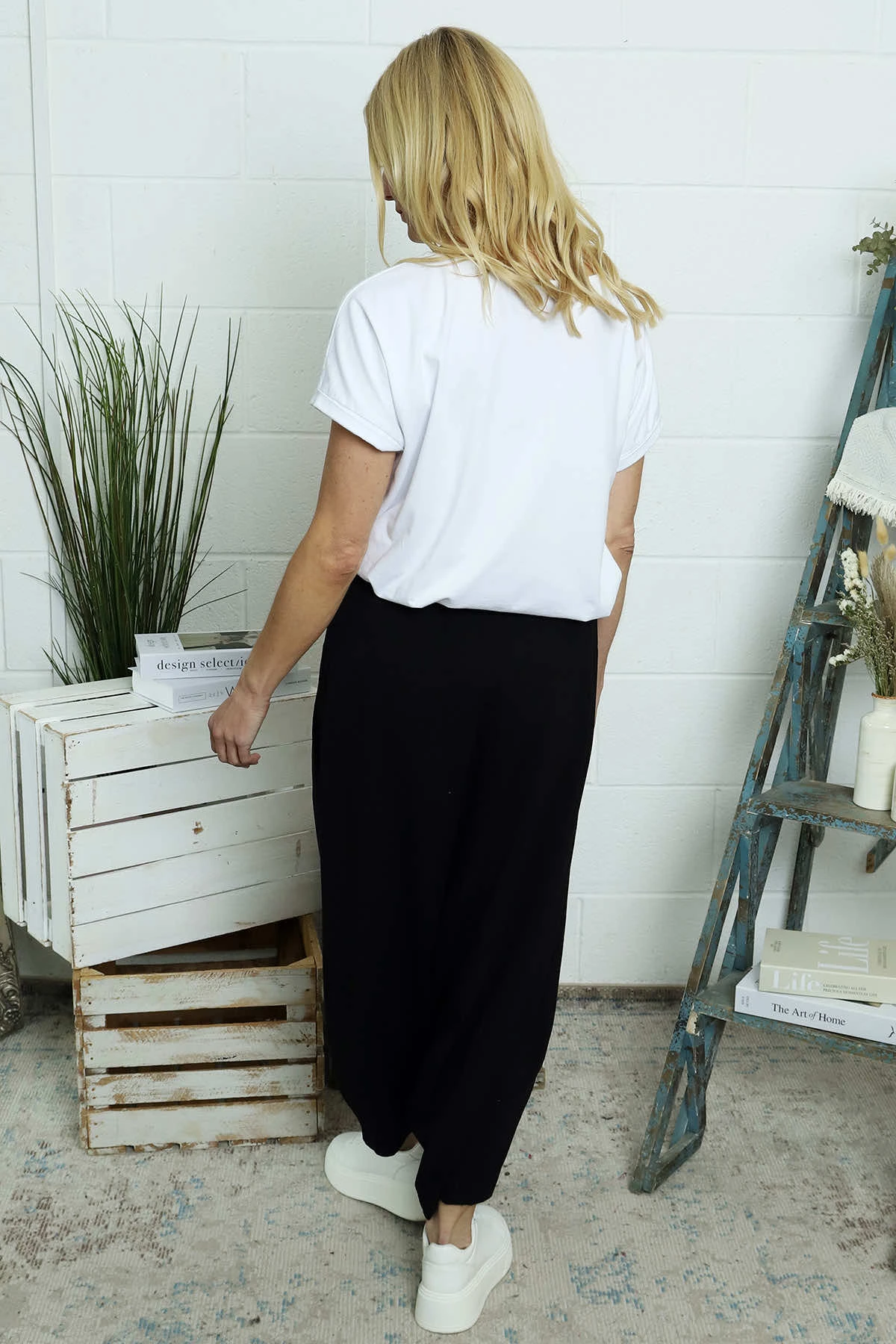 Janine Cotton Harem Trousers Black 6 Janine Cotton Harem Trousers Black - Image 4