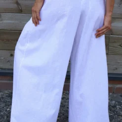 Aitana Pocket Linen Trousers White 9 Aitana Pocket Linen Trousers White -Kitandkaboodal Store IMG 3349 69b75dd5 77ea 4834 8797 89581dcc2d20