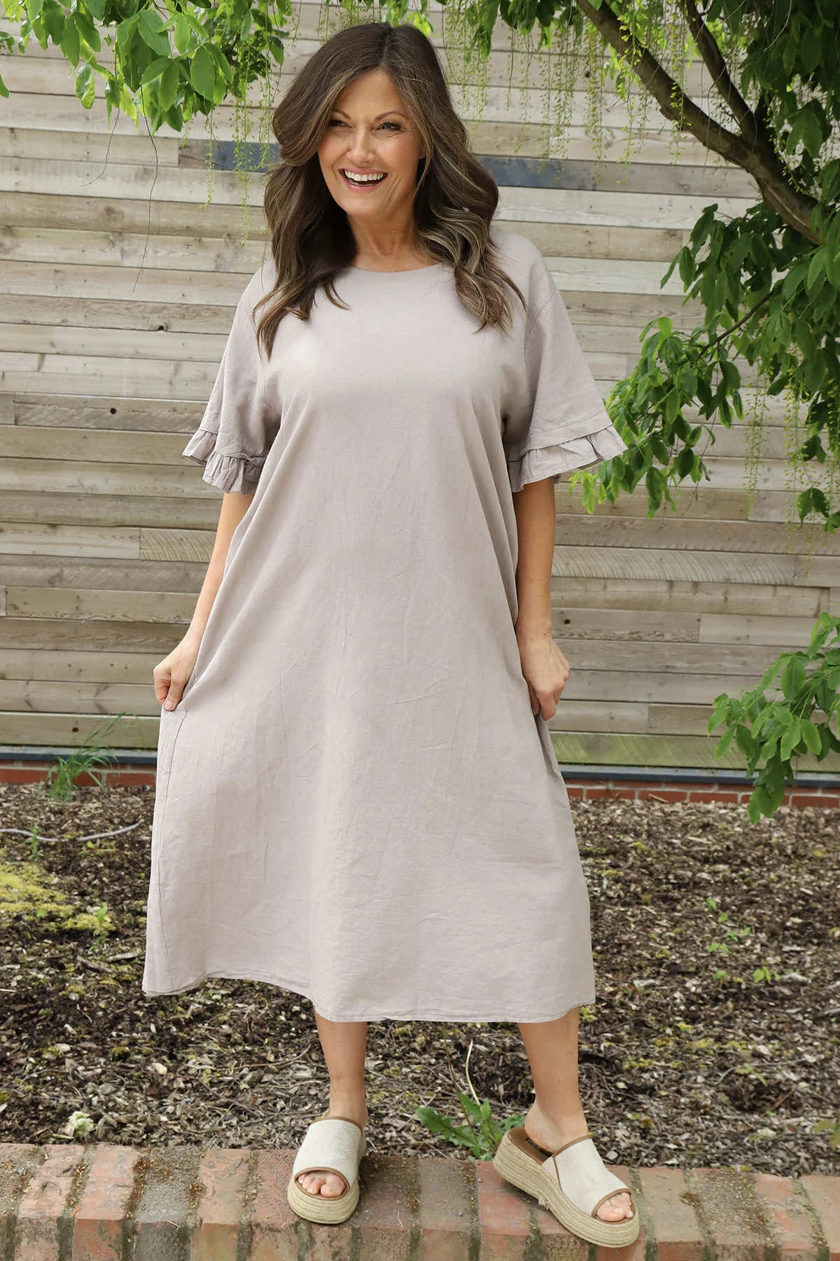 Fernanda Back Detail Linen Dress Mocha 5 Fernanda Back Detail Linen Dress Mocha - Image 3