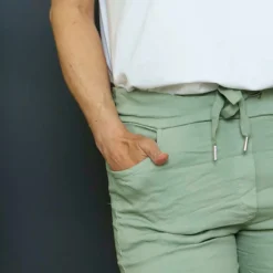 Yarwell Shorts Khaki -Kitandkaboodal Store IMG 4454 d73890ac 8862 4935 9346 5195294d769e