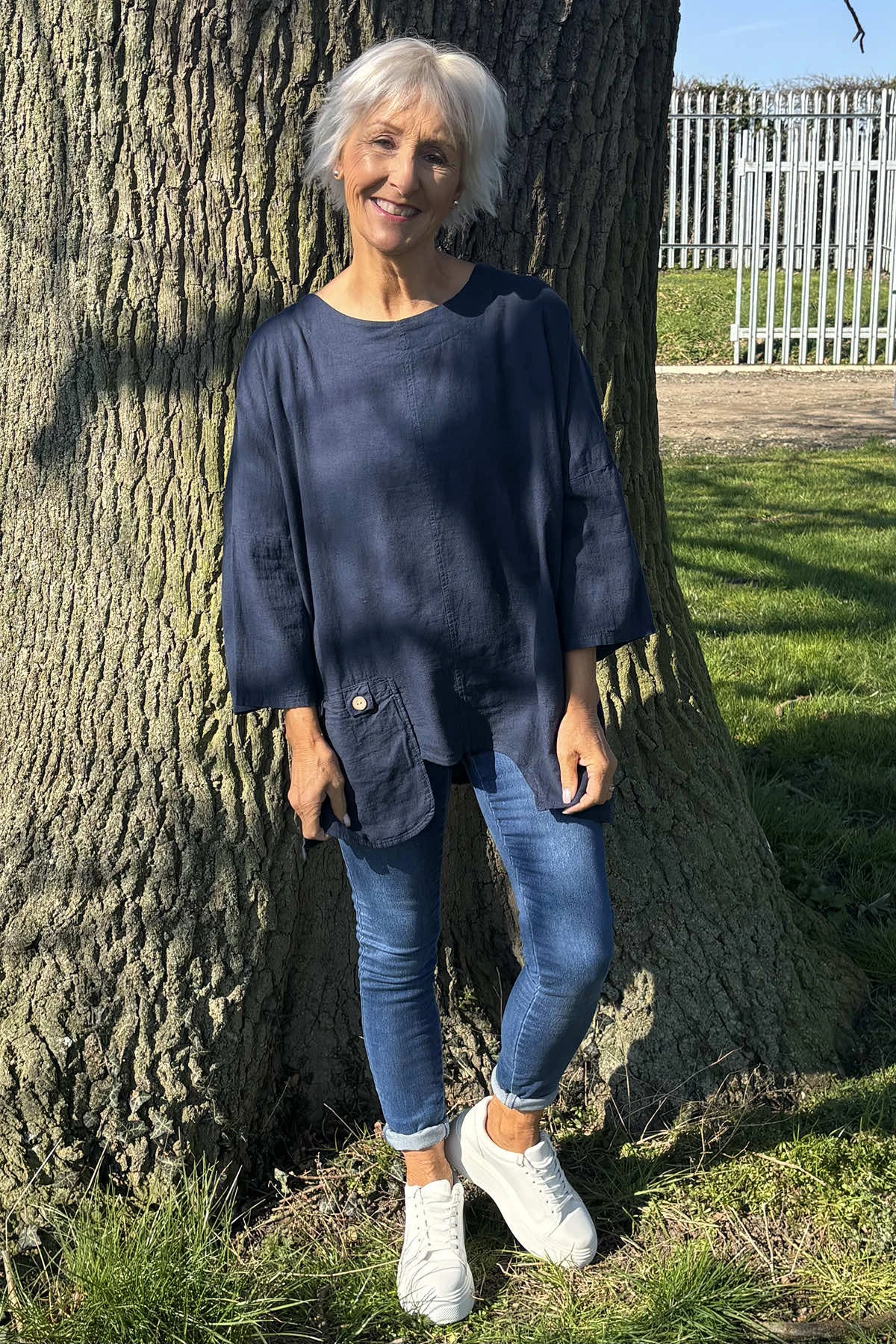 Daisy Linen Top Navy 3 Daisy Linen Top Navy