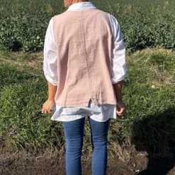 Maryam Linen Waistcoat Pink 9 Maryam Linen Waistcoat Pink -Kitandkaboodal Store IMG 4625 5128a6b7 9f69 4a95 858a 453424a82d16