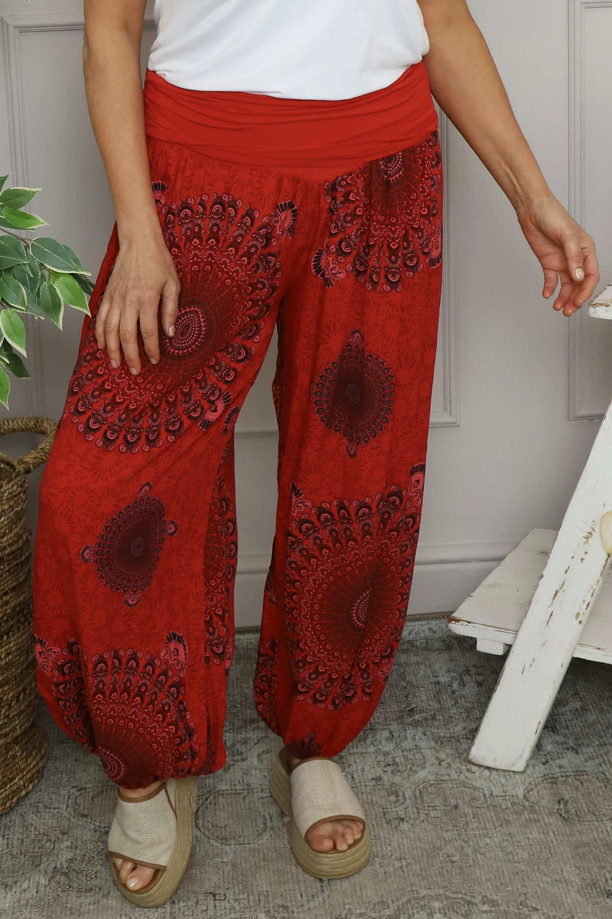 Clovia Print Harem Pants Red 5 Clovia Print Harem Pants Red - Image 3