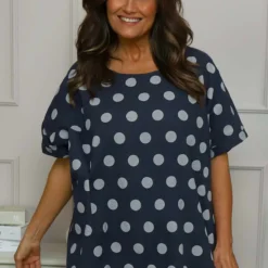 Lisette Spot Linen Top Navy 8 Lisette Spot Linen Top Navy -Kitandkaboodal Store IMG 5629 c7c08a3e ea15 4fdf 94f8 ba4803b2df1e