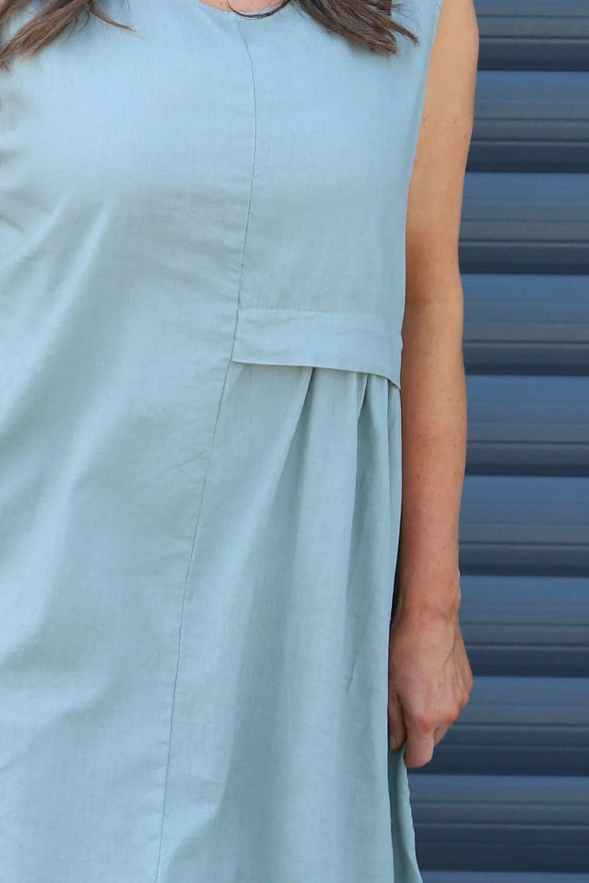 Roisin Sleeveless Linen Dress Khaki 5 Roisin Sleeveless Linen Dress Khaki - Image 3