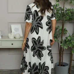 Serena Print Dress Black 8 Serena Print Dress Black -Kitandkaboodal Store IMG 6084 bc14a6c7 8e70 486b aeb9 2fcbec35588e