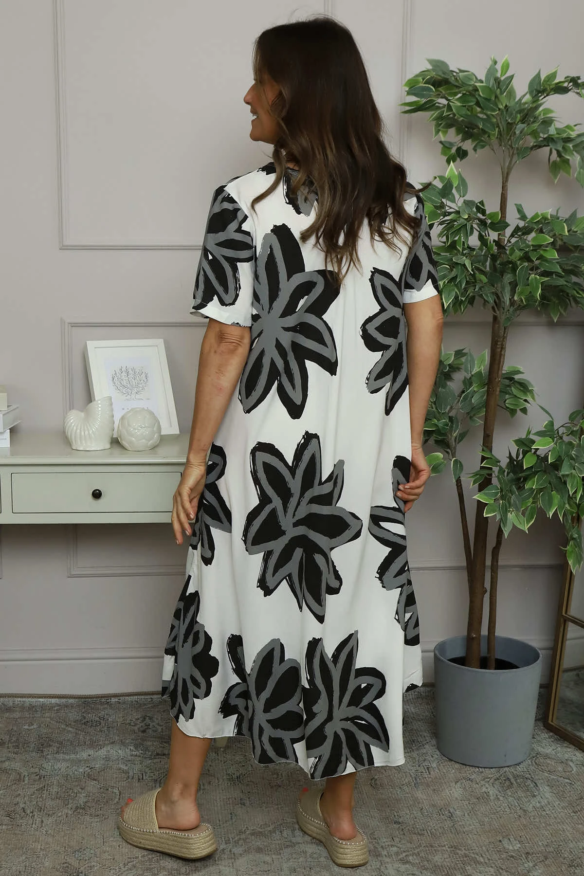 Serena Print Dress Black 5 Serena Print Dress Black - Image 4