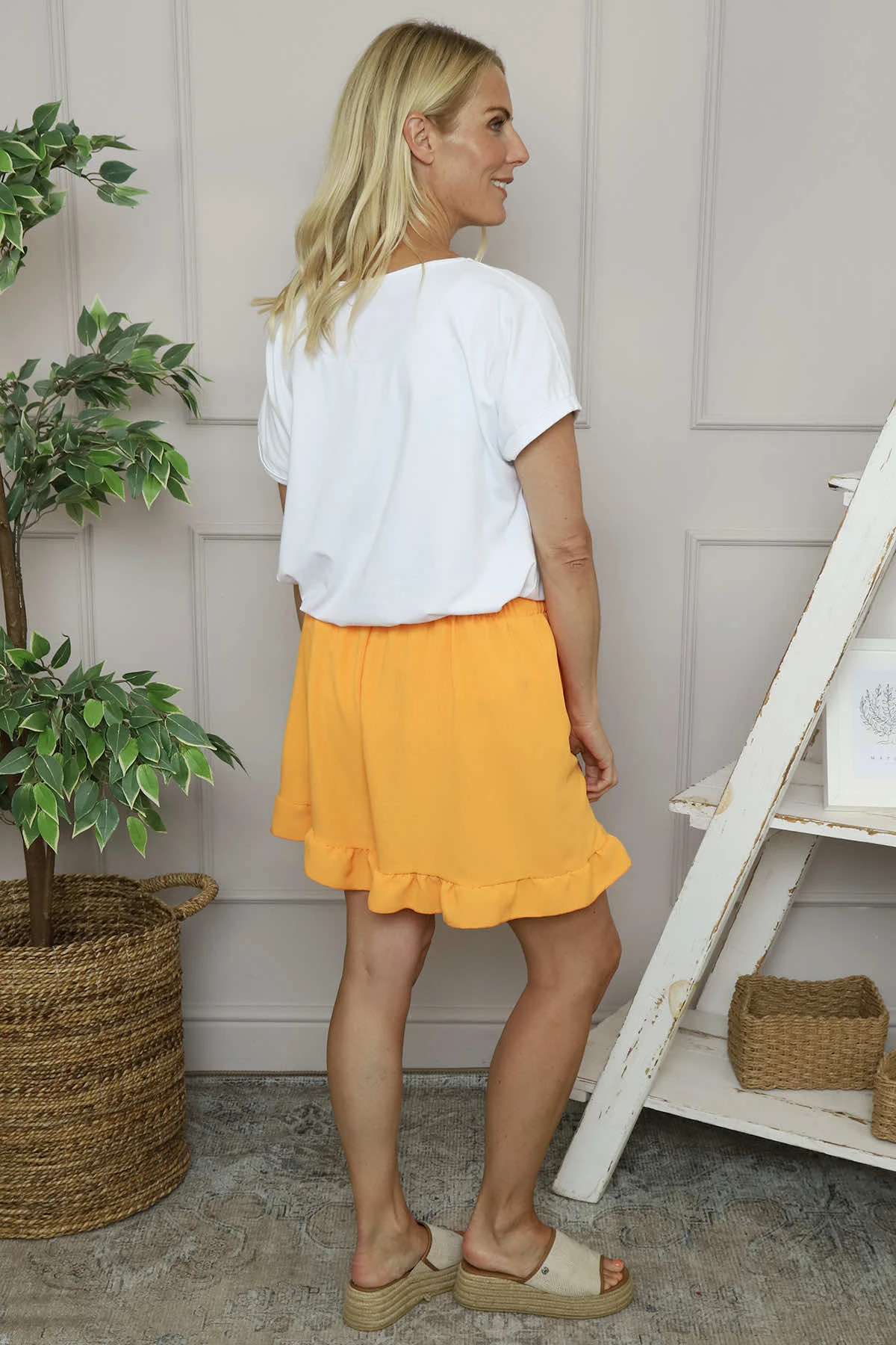 Stellina Frill Shorts Orange 6 Stellina Frill Shorts Orange - Image 4