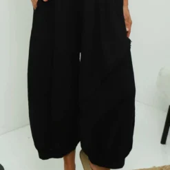 Lilibet Linen Trousers Black -Kitandkaboodal Store IMG 6424 038813ee 8272 4dc4 bdcd 5ba575327744