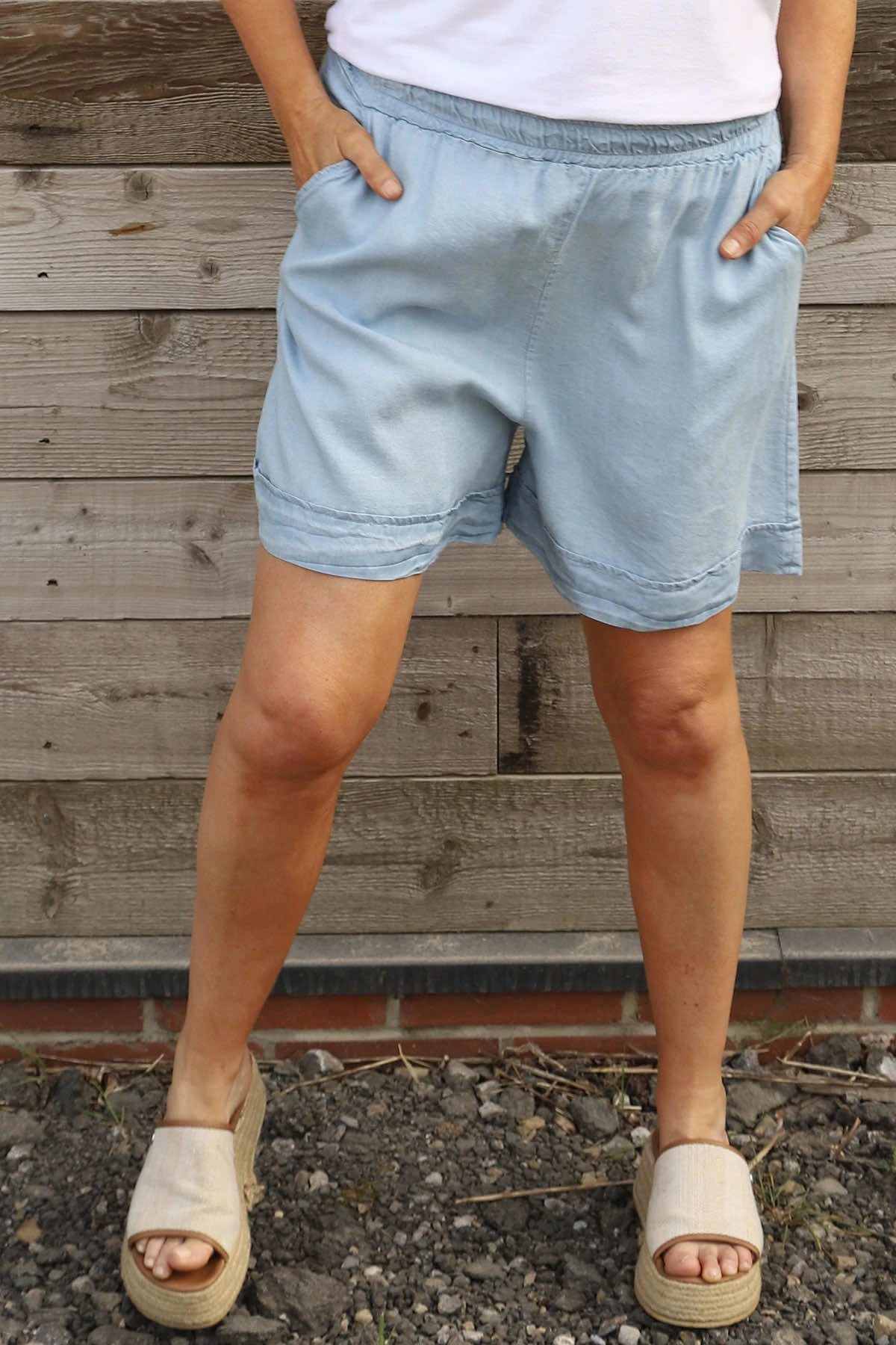 Rosemary Denim Shorts Light Denim 5 Rosemary Denim Shorts Light Denim - Image 3