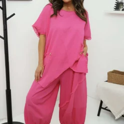 Lilibet Linen Trousers Fuchsia -Kitandkaboodal Store IMG 6496 60d684e8 6617 4783 add4 d4a6f8305795